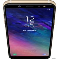 Телефон Samsung Galaxy A6 (2018) 3GB/32GB (золотистый)