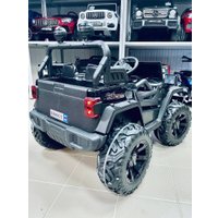 Электромобиль Baby Driver Jeep C222 4WD (белый)