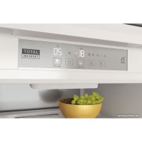 Холодильник Whirlpool WHC20 T573 P в Гомеле