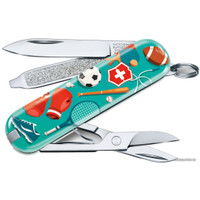 Мультитул Victorinox Classic Limited Edition 2020 Sports World 0.6223.L2010