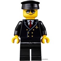 Конструктор LEGO City 60102 Служба аэропорта для важных клиентов