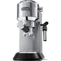 Рожковая кофеварка DeLonghi Dedica EC 685.M