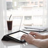 Чехол для планшета Spigen Urban Fit для iPad 10.2 (2021/2020/2019) (черный)