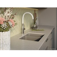 Смеситель Omoikiri Yatomi 2 PLUS BN-WH (нержавеющая сталь/белый)