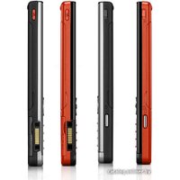 Кнопочный телефон Sony Ericsson W880i Walkman