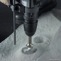 Перфоратор Makita HR 4001 C