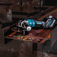 Угловая шлифмашина Makita GA050GZA (с 1-им АКБ)