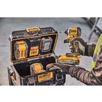 Зарядное устройство DeWalt DWST83471 (18В)