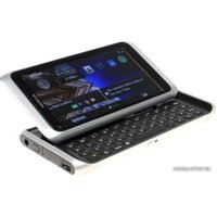Телефон Nokia E7-00