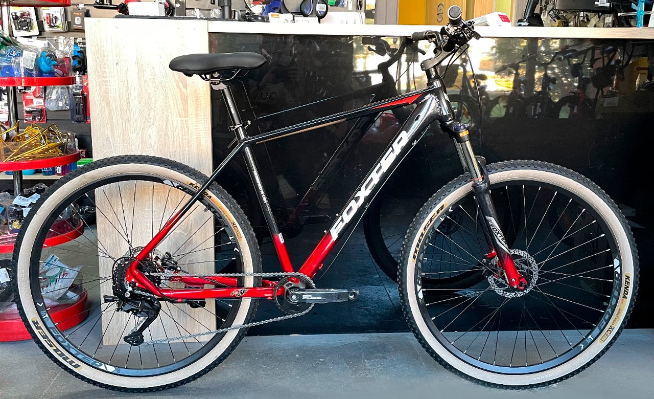 

Велосипед Foxter Dallas 29 р.21 2024 (гидравлика, черный/красный)