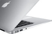 Apple MacBook Air 13'' (MC9661RS/A)