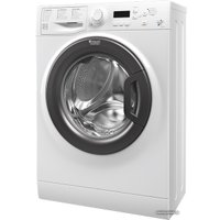 Стиральная машина Hotpoint-Ariston VMUF 501 B