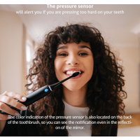 Электрическая зубная щетка TrueLife SonicBrush Clean70 UV (черный)