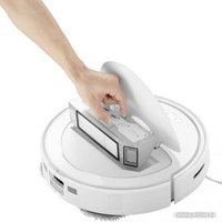 Робот-пылесос Roborock Q Revo (с русской озвучкой, белый)