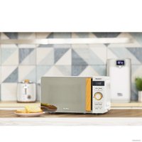 Микроволновая печь Tesler Ingrid ME-2044 (белый)