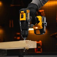 Дрель-шуруповерт Denzel BLDL-IB-18-0 26122 (без АКБ)