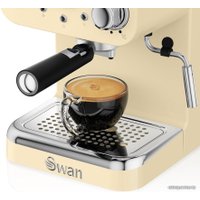Рожковая кофеварка Swan Retro SK22110CN в Гомеле