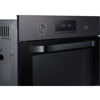 Электрический духовой шкаф Samsung NV68R2340RM в Бресте
