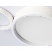 Припотолочная люстра Ambrella light FL4812/3 WH