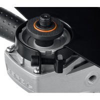 Угловая шлифмашина Зубр Мастер УШМ-230-2605 П