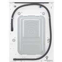 Стирально-сушильная машина LG FH4G1JCH2N