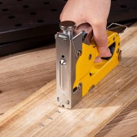 Степлер Deli DL1313