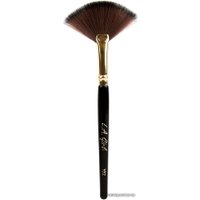 Кисть L.A.Girl PRO.brush Fan GPB102