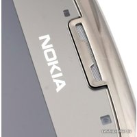 Телефон Nokia E71