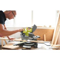 Торцовочная пила Ryobi EMS216L