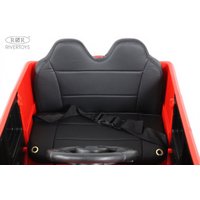 Электромобиль RiverToys Z111VO (красный)