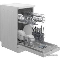 Отдельностоящая посудомоечная машина Hotpoint HFS 1C57