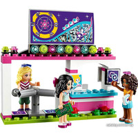 Конструктор LEGO Friends 41130 Парк развлечений: Американские горки