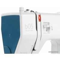 Электромеханическая швейная машина Bernina Bernette B 05 Academy