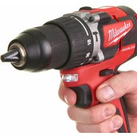 Ударная дрель-шуруповерт Milwaukee M18 M18CBLPD-422C 4933472116 (с 2-мя АКБ 4 Ач + 2 Ач, кейс)