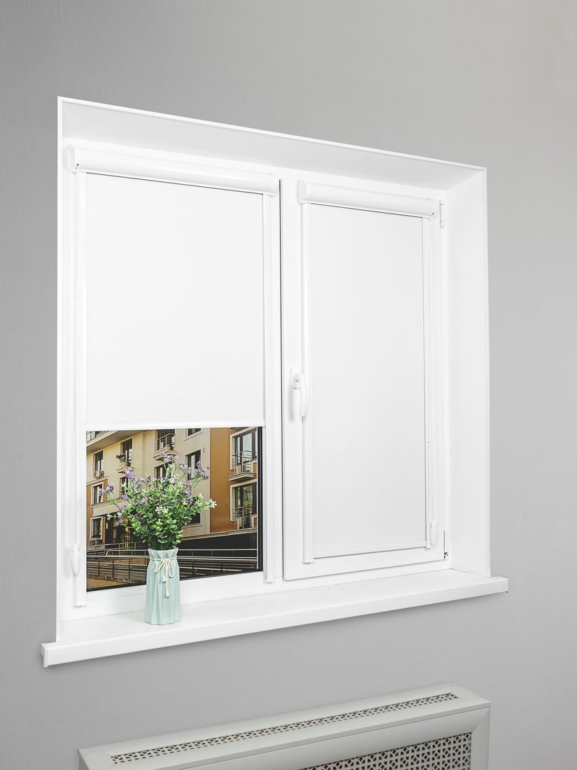 

Рулонные шторы Sundays Home UNI-2 LM 67-01 34x160 (белый, левая)