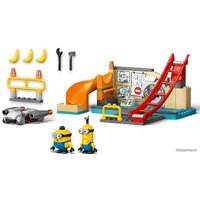 Конструктор LEGO Minions 75546 Миньоны в лаборатории Грю