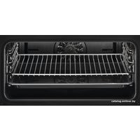 Электрический духовой шкаф Electrolux VKL6E40X