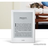 Электронная книга Amazon Kindle (8-е поколение) (белый)