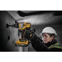Ударная дрель-шуруповерт DeWalt DCD999H2T (с 2-мя АКБ 5 Ач, кейс)