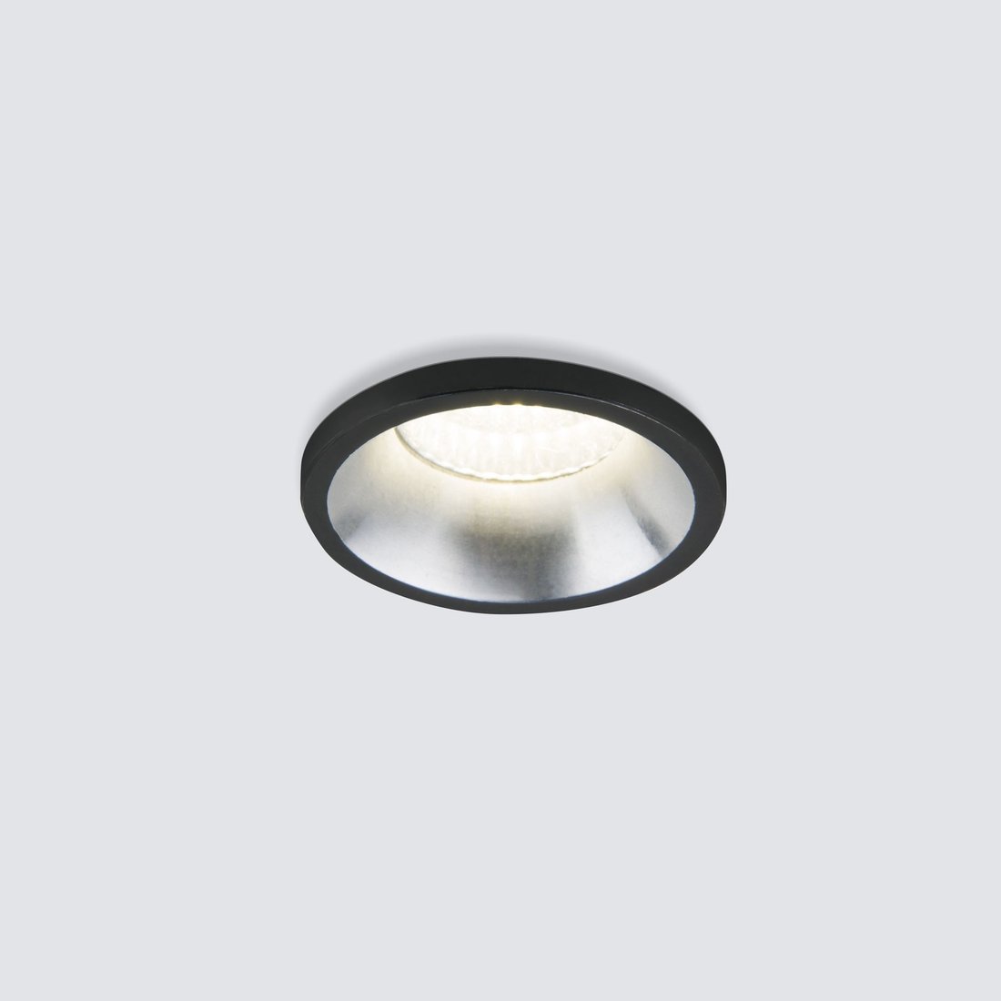 

Точечный светильник Elektrostandard 15269/LED 3W SN/BK (сатин/никель/черный)