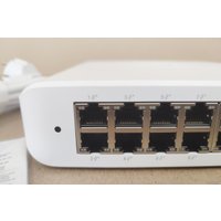 Управляемый коммутатор 2-го уровня Ubiquiti UniFi Switch Lite 16 POE