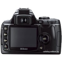 Зеркальный фотоаппарат Nikon D40