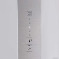 Холодильник Hotpoint HT 5200 W