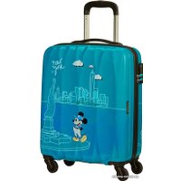 Чемодан-спиннер American Tourister Disney Legends Take Me Away Mickey Nyc 55 см
