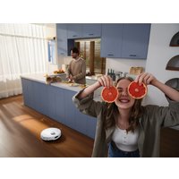 Робот-пылесос Roborock Qrevo Curv V10VIV QRC02-02 (с русской озвучкой, белый)