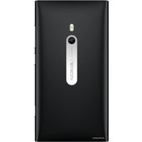 Телефон Nokia Lumia 800
