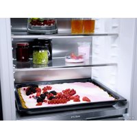 Однокамерный холодильник Miele K 7743 E