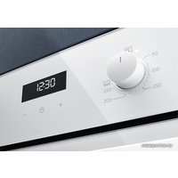 Электрический духовой шкаф Electrolux OKE5C71V