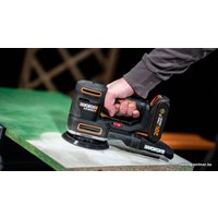 Виброшлифмашина Worx WX820 (с АКБ, кейс)