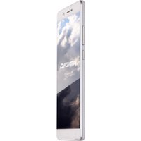 Смартфон Digma Vox S502 3G White